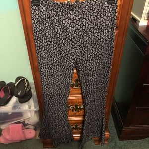 EUC LA Winner Flair Pull On Stretch Pants